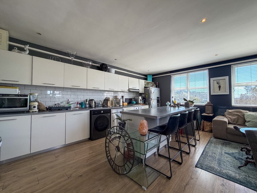 1 Bedroom Property for Sale in Oranjezicht Western Cape